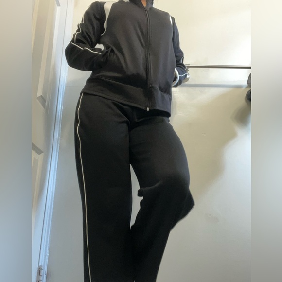 Athletic Works Set - Picture 3 of 7